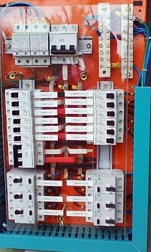 Instalação de quadro elétrico Instalação de quadro elétrico